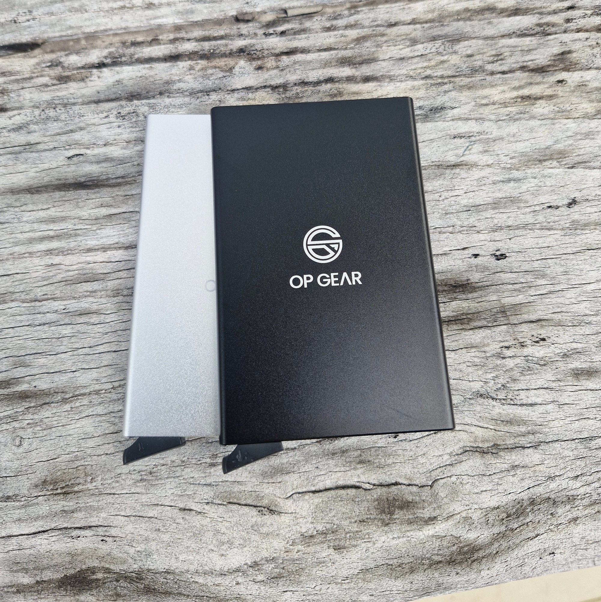 Premium Aerospace-Grade Aluminium Hard Wallet